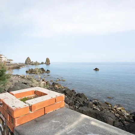 Apartment Seaview With Parking Aci Castello